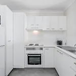 Bay Lodge - Private Apartments